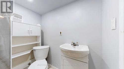 116 Mohawk Road E, Hamilton (Greeningdon), ON - Indoor Photo Showing Bathroom