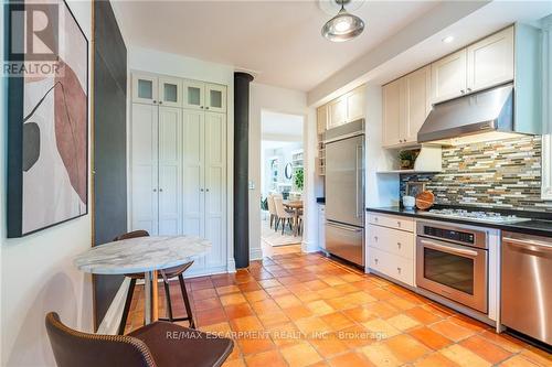 24 Bruce Street, Hamilton (Durand), ON - Indoor Photo Showing Kitchen