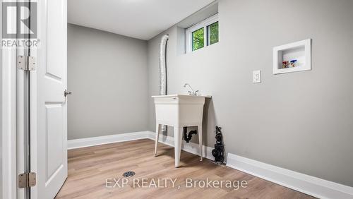 139 Longwood Road N, Hamilton (Westdale), ON - Indoor Photo Showing Other Room