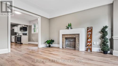 139 Longwood Road N, Hamilton (Westdale), ON - Indoor With Fireplace