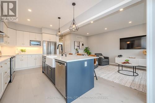 56 Keating Street, Guelph, ON - Indoor Photo Showing Kitchen With Upgraded Kitchen