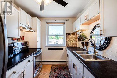 501 - 9 Grant Boulevard, Hamilton, ON - Indoor Photo Showing Kitchen With Double Sink