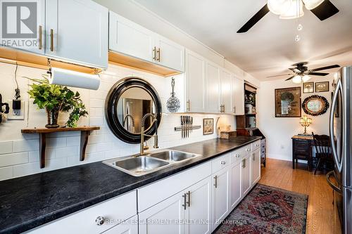 501 - 9 Grant Boulevard, Hamilton (Dundas), ON - Indoor Photo Showing Kitchen With Double Sink