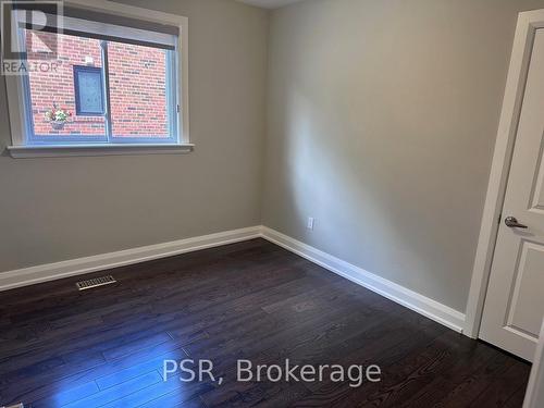 2 - 19 Broadview Avenue, Mississauga, ON - Indoor Photo Showing Other Room