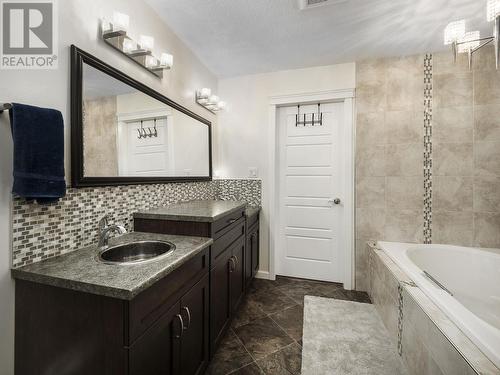 4355 Knoedler Road, Prince George, BC - Indoor Photo Showing Bathroom