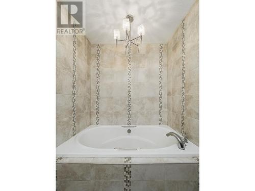 4355 Knoedler Road, Prince George, BC - Indoor Photo Showing Bathroom