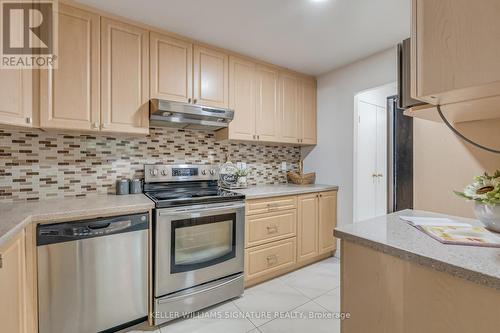 203 - 3700 Kaneff Crescent, Mississauga, ON - Indoor Photo Showing Kitchen With Stainless Steel Kitchen With Upgraded Kitchen