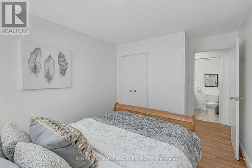 203 - 3700 Kaneff Crescent, Mississauga (Mississauga Valleys), ON - Indoor Photo Showing Bedroom