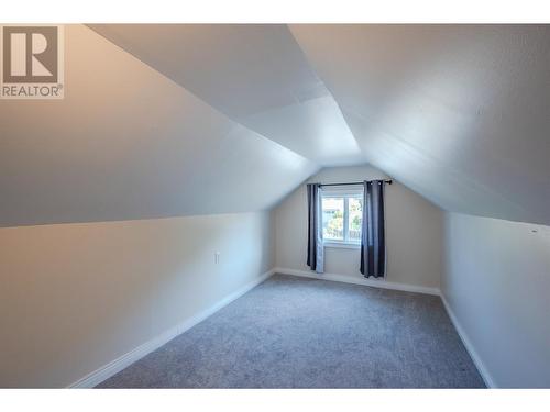 1011 Kilwinning Street, Penticton, BC - Indoor Photo Showing Other Room