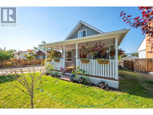 1011 Kilwinning Street, Penticton, BC - Outdoor