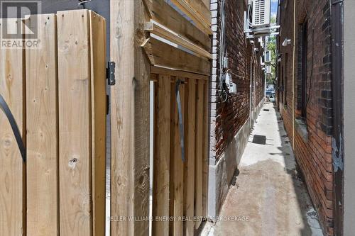 1609 Dupont Street, Toronto (Dovercourt-Wallace Emerson-Junction), ON 