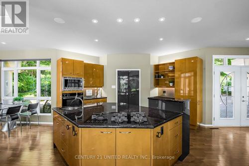 75 Darling Drive, Smith-Ennismore-Lakefield, ON - Indoor Photo Showing Kitchen