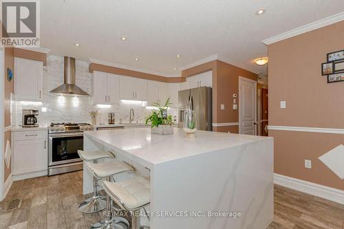 22 Mcintyre Lane, East Luther Grand Valley, ON - Indoor Photo Showing Kitchen With Upgraded Kitchen