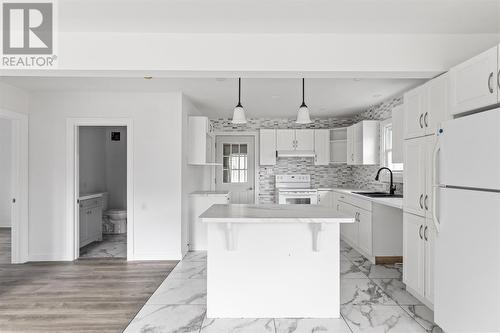 44 Market St, Sault Ste. Marie, ON - Indoor Photo Showing Kitchen