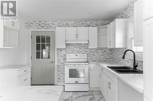 44 Market St, Sault Ste. Marie, ON - Indoor Photo Showing Kitchen With Double Sink