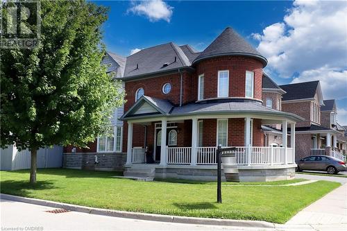 2 Ross Shiner Lane, Whitchurch-Stouffville, ON - Outdoor With Deck Patio Veranda With Facade