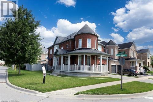 2 Ross Shiner Lane, Whitchurch-Stouffville, ON - Outdoor With Deck Patio Veranda With Facade