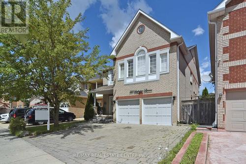 384 Highglen Avenue, Markham, ON - Outdoor With Facade