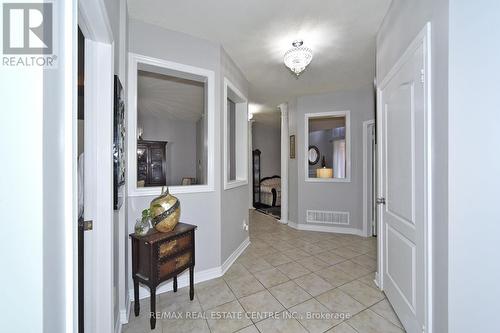 384 Highglen Avenue, Markham, ON - Indoor Photo Showing Other Room