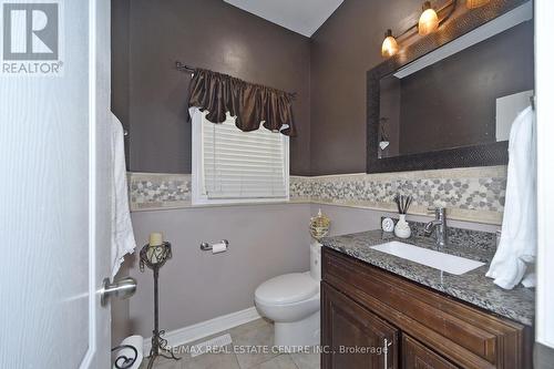 384 Highglen Avenue, Markham, ON - Indoor Photo Showing Bathroom