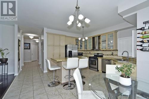 384 Highglen Avenue, Markham, ON - Indoor Photo Showing Dining Room