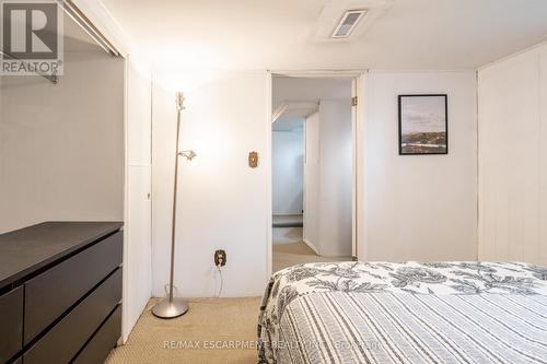 276 Bowman Street, Hamilton (Ainslie Wood), ON - Indoor Photo Showing Bedroom