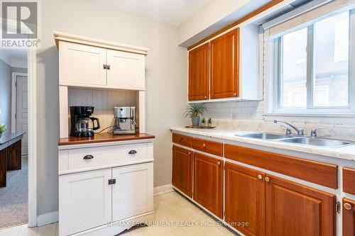 276 Bowman Street, Hamilton (Ainslie Wood), ON - Indoor Photo Showing Kitchen With Double Sink