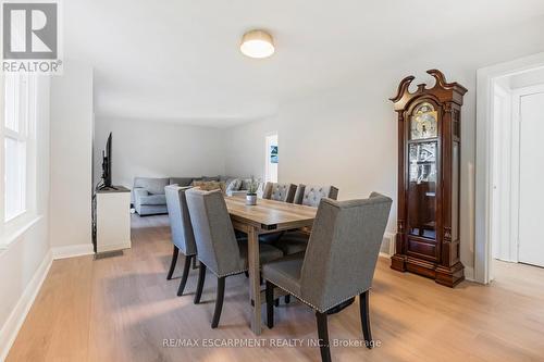 15 James Avenue, Brantford, ON - Indoor Photo Showing Dining Room