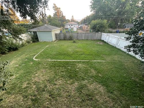 418 Maple Street, Saskatoon, SK - Outdoor With Backyard