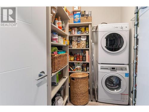 100 Vista Way Unit# 112, Penticton, BC - Indoor Photo Showing Laundry Room