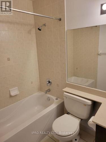 301 - 503 Beecroft Road, Toronto, ON - Indoor Photo Showing Bathroom