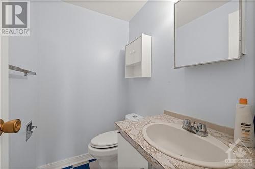 3100 Carling Avenue Unit#811, Ottawa, ON - Indoor Photo Showing Bathroom