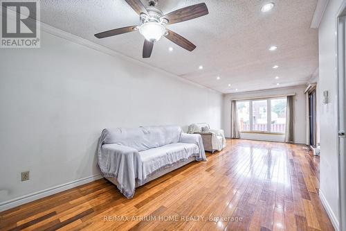 73 Massie Street, Toronto (Agincourt South-Malvern West), ON - Indoor Photo Showing Other Room