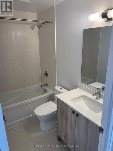 712E - 20 Gatineau Drive, Vaughan, ON - Indoor Photo Showing Bathroom