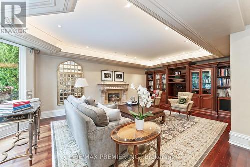 320 Balding Boulevard, Vaughan, ON - Indoor Photo Showing Living Room With Fireplace