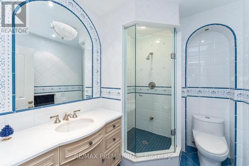 320 Balding Boulevard, Vaughan, ON - Indoor Photo Showing Bathroom