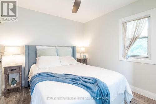 882 Kennedy Road, Innisfil (Alcona), ON - Indoor Photo Showing Bedroom