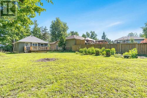 882 Kennedy Road, Innisfil, ON - Outdoor With Deck Patio Veranda With Backyard