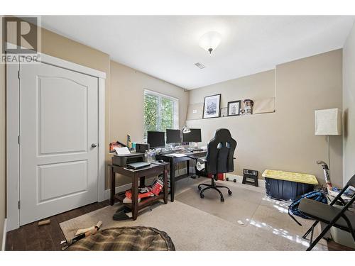 630 Green Road, Canal Flats, BC - Indoor Photo Showing Office