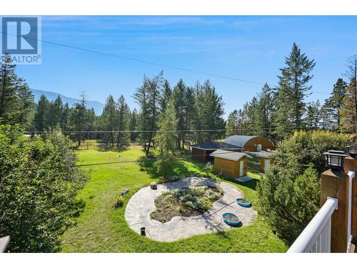 630 Green Road, Canal Flats, BC - Outdoor