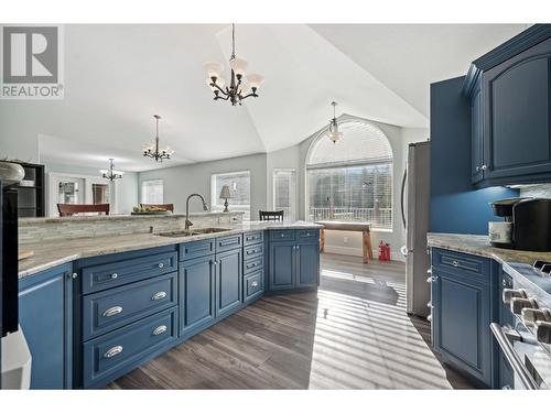 630 Green Road, Canal Flats, BC - Indoor Photo Showing Kitchen