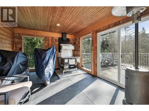 630 Green Road, Canal Flats, BC - Outdoor With Deck Patio Veranda With Exterior