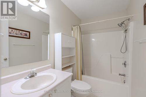 7 - 430 Mapleview Drive E, Barrie (Painswick South), ON - Indoor Photo Showing Bathroom