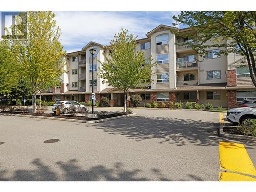 778 Rutland Road N Unit# 206, Kelowna, BC - Outdoor With Facade