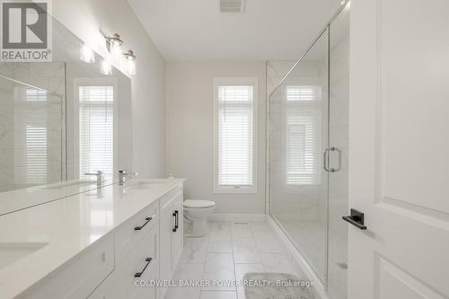 290B Nancy Street, Dutton/Dunwich (Dutton), ON - Indoor Photo Showing Bathroom