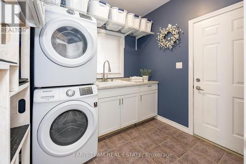 50 Dunnett Drive, Barrie (Ardagh), ON - Indoor Photo Showing Laundry Room