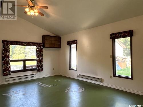 15 Kms Sw Of Meadow Lake, Meadow Lake Rm No.588, SK - Indoor Photo Showing Other Room