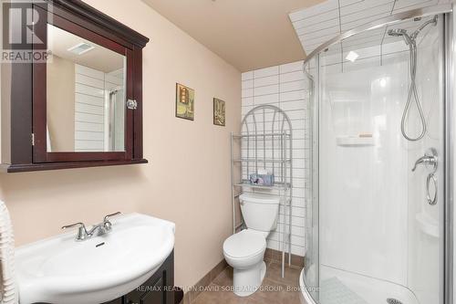 169 Kennard Avenue, Toronto (Bathurst Manor), ON - Indoor Photo Showing Bathroom