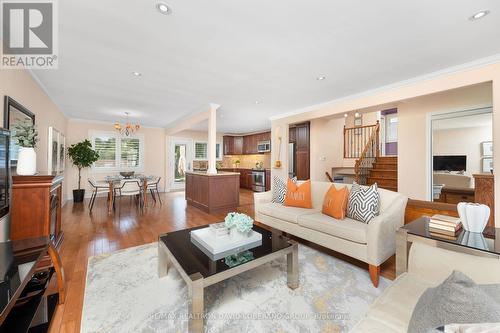 169 Kennard Avenue, Toronto (Bathurst Manor), ON - Indoor Photo Showing Living Room