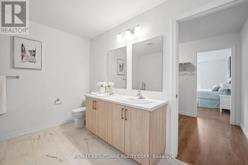 5691 Churchs Lane, Niagara Falls, ON - Indoor Photo Showing Bathroom